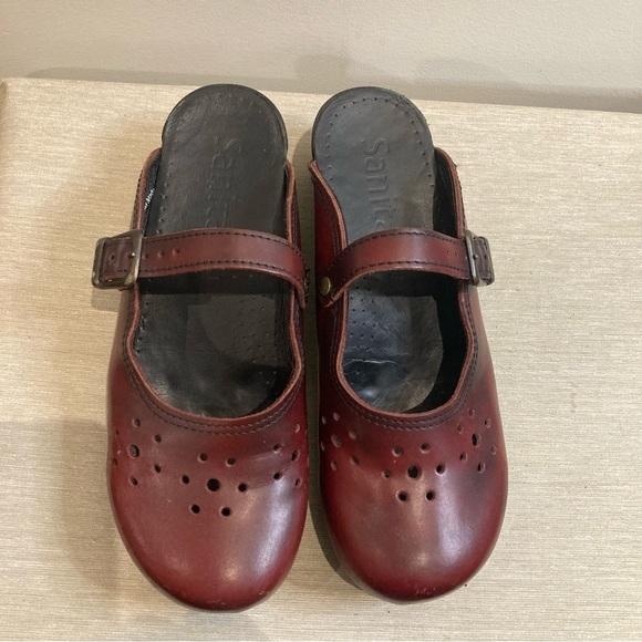 SANITA  Sz 41 Professional Slip On Leather Perforated Toe Cap Comfort Clog Mules - Picture 3 of 15